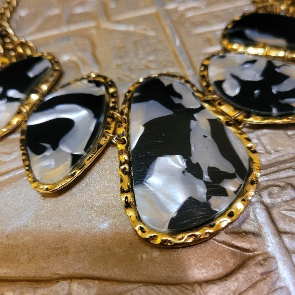 Vintage Estate Esmeray Black & White Shell Gold Statement Necklace